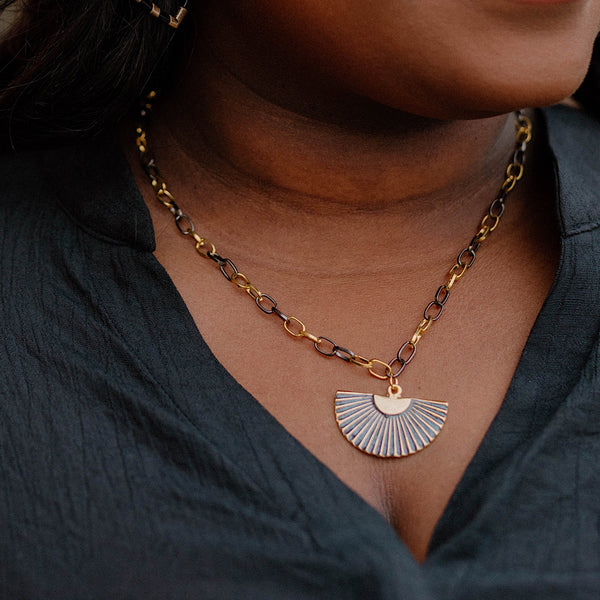 Black/Gold Fan Necklace