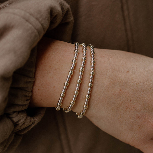 Small Gold/Silver Beaded Bracelet